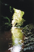 Gruta na Serra do Funil.